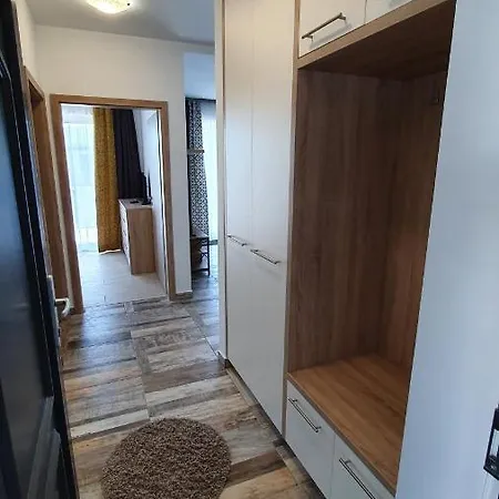 Hullam Apartman Διαμέρισμα Keszthely